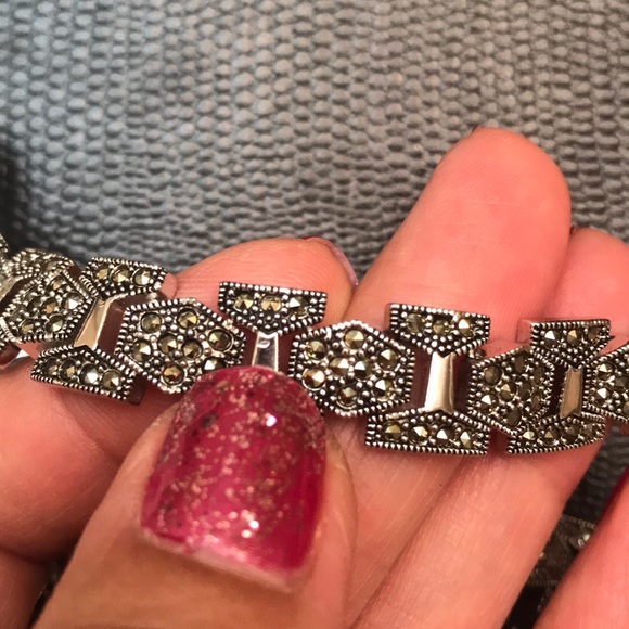 NEW!!!  NWOT PARK LANE GENUINE MARCASITE NECKLACE - Picture 5 of 8